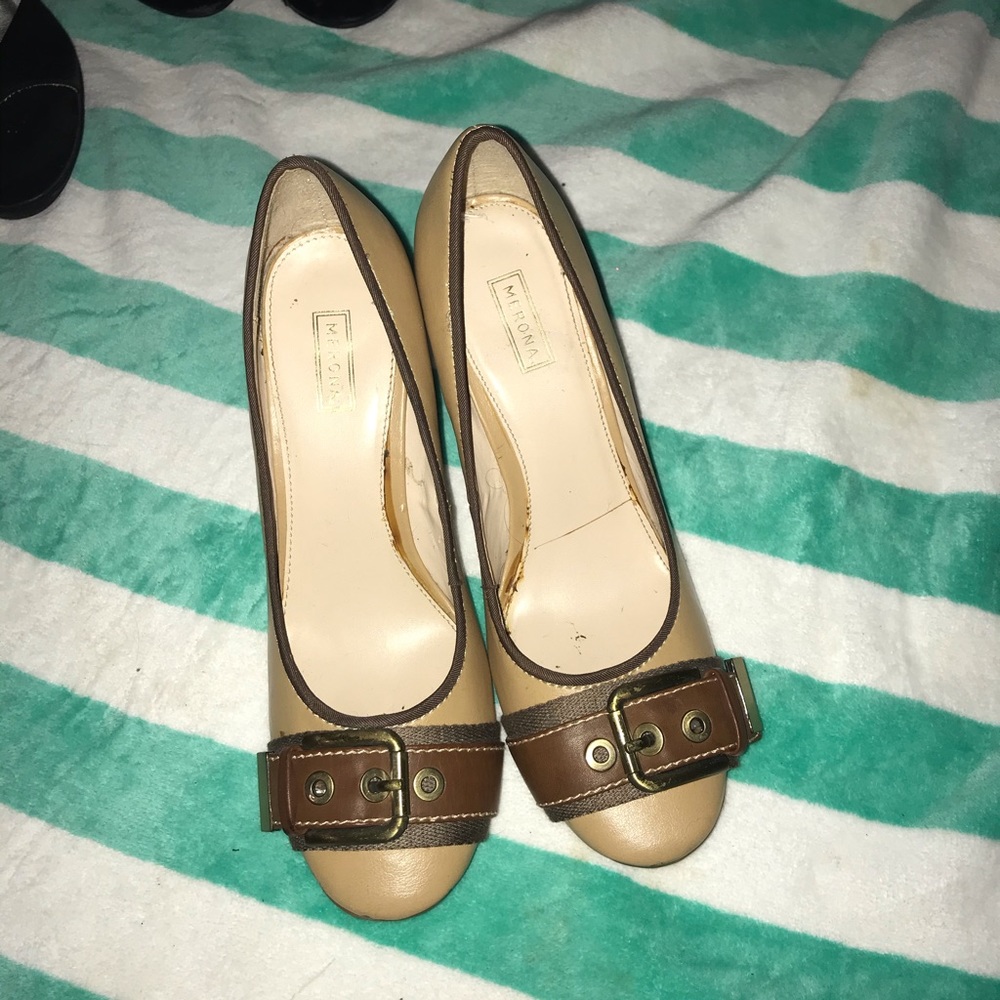 😎 Tan Heels